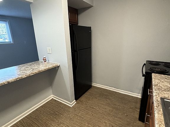 2nd image of 2309 Cherry Hills Dr APT B4