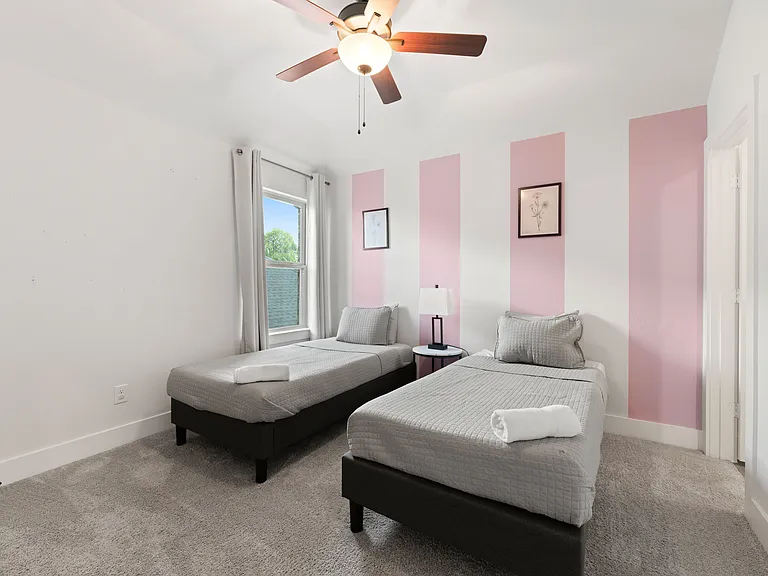 801 Lake Cove Dr — Photo 30