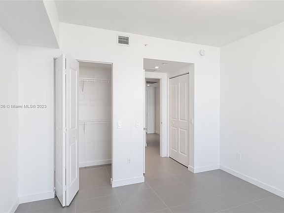 3rd image of 1600 NE 1st Ave APT 3117