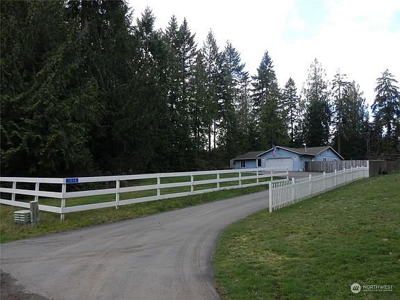 3rd image of 1514 Sitterly Place E