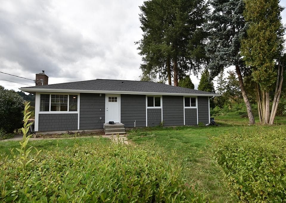 1st image of 13831 NE 171st St #A