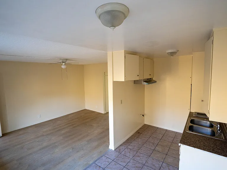 1941 Orchard Ave #3 — Photo 26