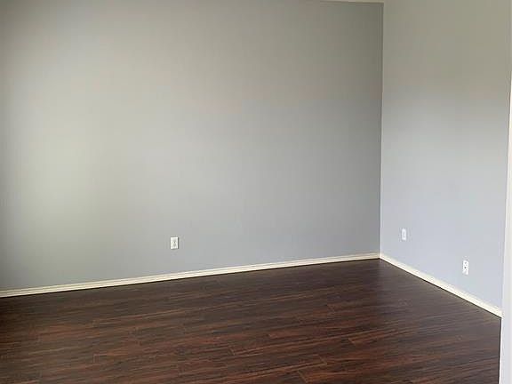 3rd image of 3928 Bexhill Dr