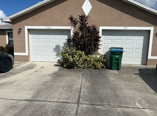 523-527 SE 6 Place, Cape Coral, FL 33990