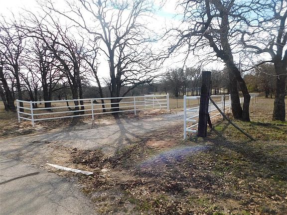 2nd image of 983 County Road 3673