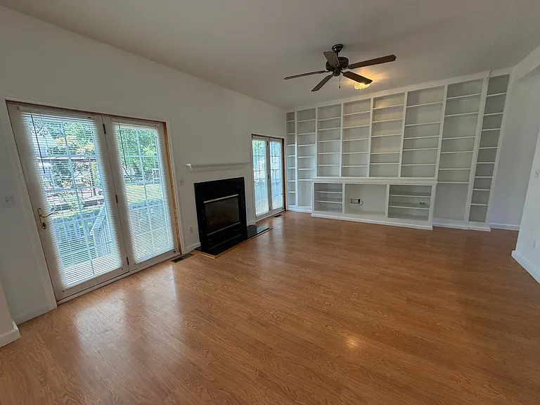 102 Sunset Dr — Photo 23