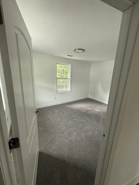 4 bed, 1.5 bath, 1070 sqft, $1,425 — Photo 3