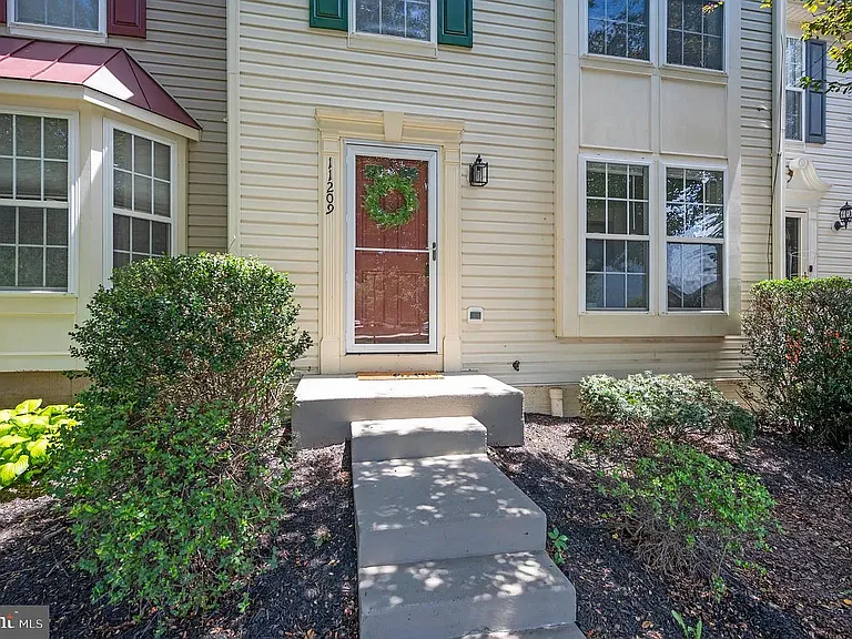11209 Gander Ct — Photo 3