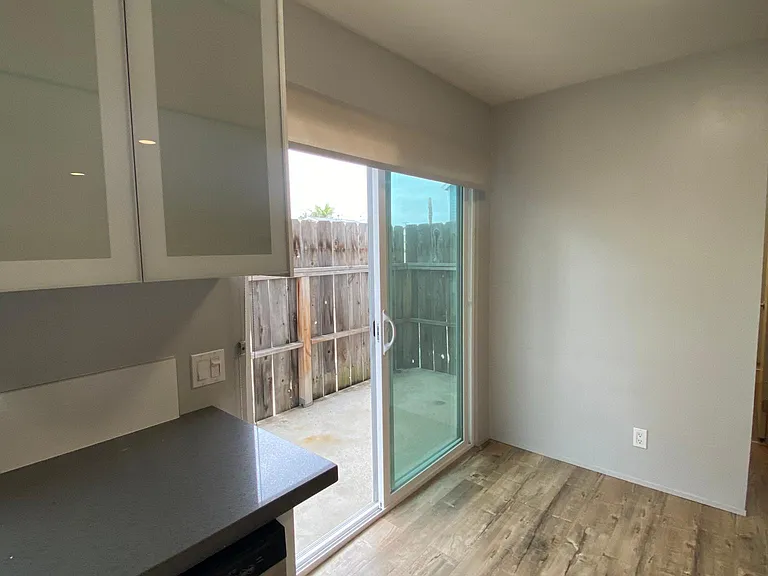 4511 Oregon St #1 — Photo 16