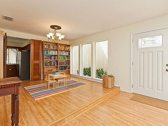 4th image of 16207 Larkfield Dr