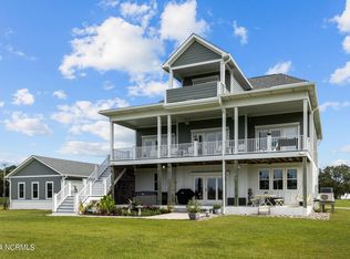 155 Tuttles Grove Rd, Beaufort, NC 28516