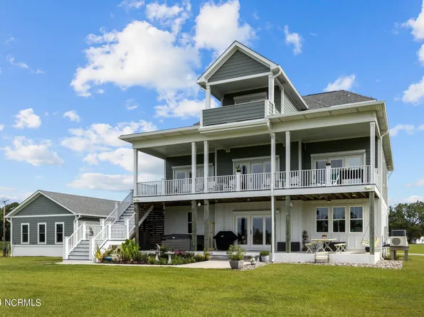 155 Tuttles Grove Road, Beaufort, NC 28516