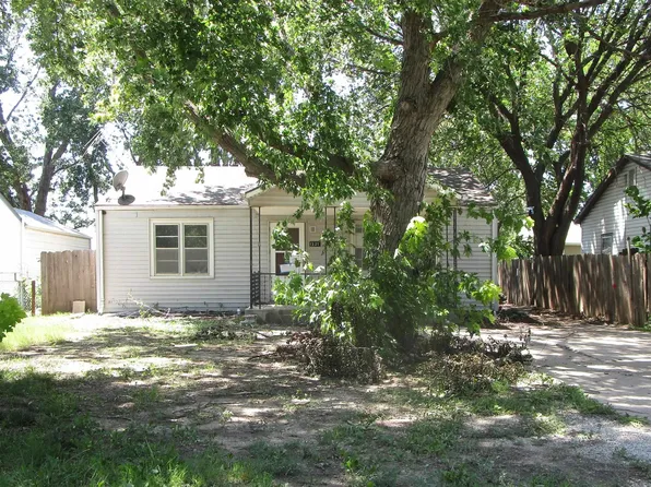 1321 S Gordon Ave, Wichita, KS 67213