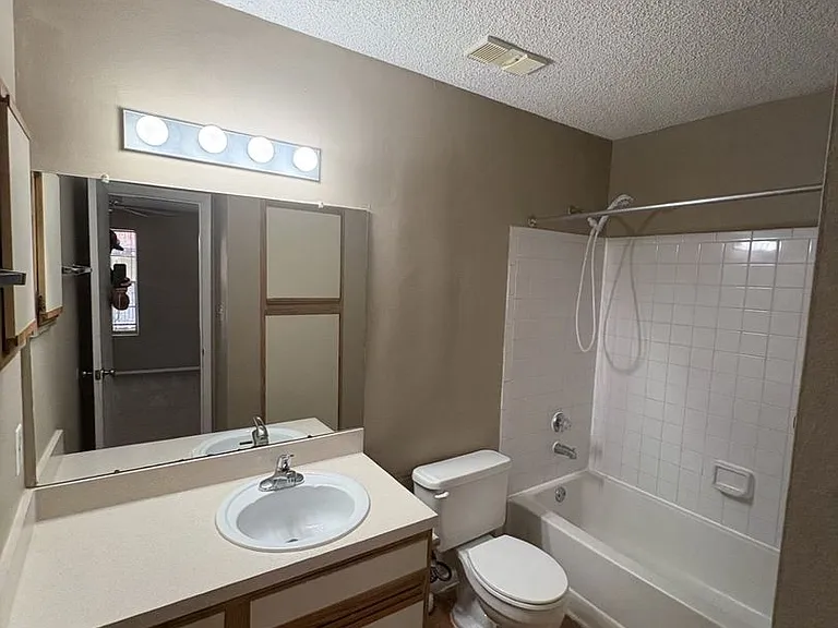 238 Afton Sq #207 — Photo 15