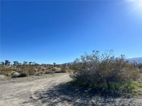 2525 Goss Rd, Pinon Hills, CA 92372