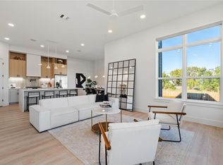 1421 E 36th St, Houston, TX 77022