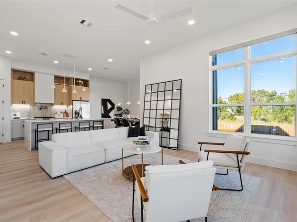 1421 E 36th St, Houston, TX 77022