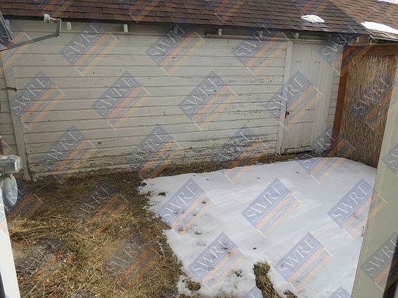4th image of 215 Thomas St