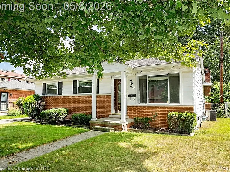 2716 Ardmore Ave — Photo 2