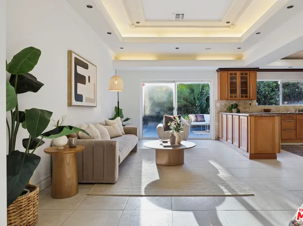 1317 Sinaloa Dr, Glendale, CA 91207