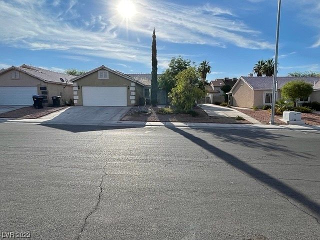 1st image of 4614 Wild Oak Way