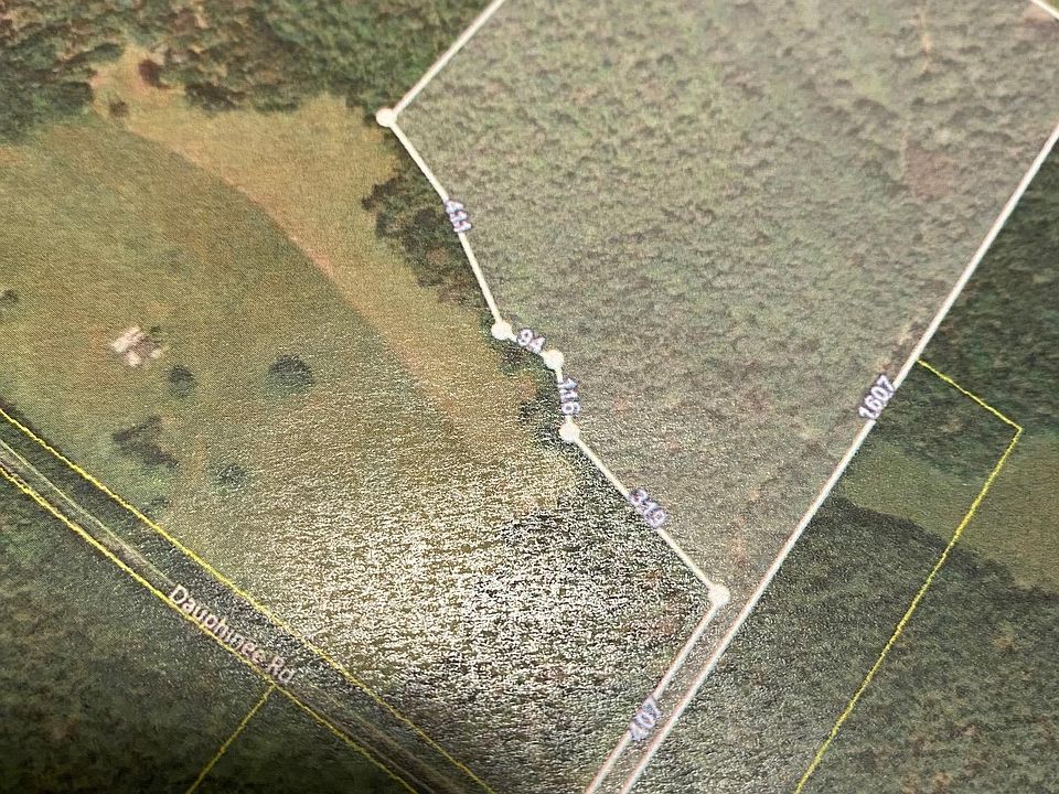 2nd image of Dauphinee Rd