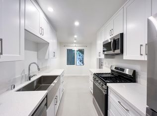 1020 6th St, Santa Monica, CA 90403