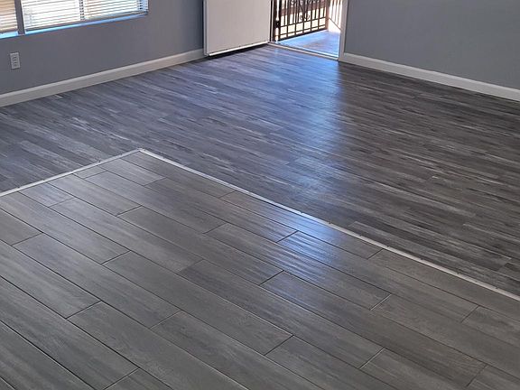 3rd image of 3362 Los Flores Blvd #D