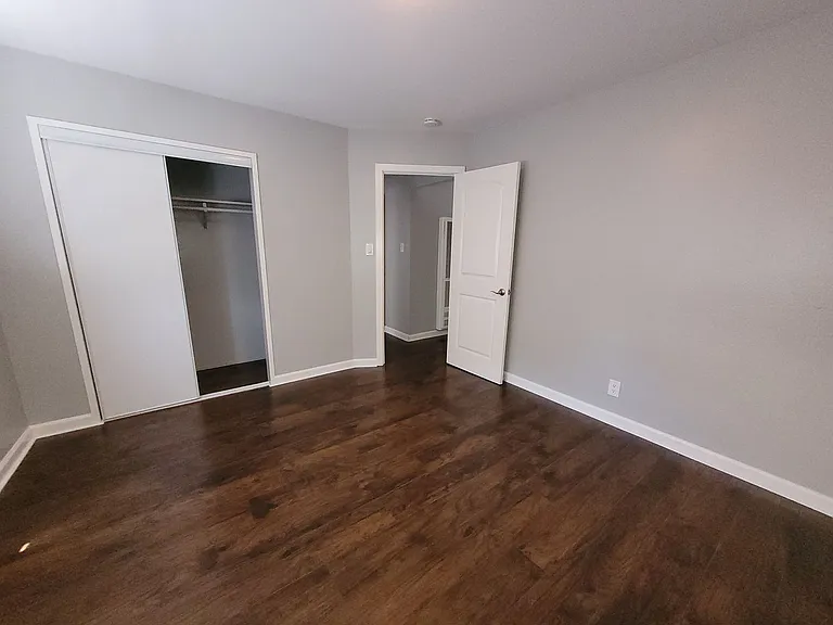 658 Cherry Way — Photo 3