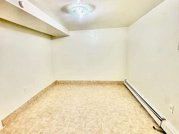 5th image of 459 E 52nd St #2R
