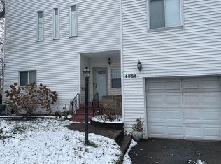 4855 Elizabeth Lake Rd, Waterford, MI 48327