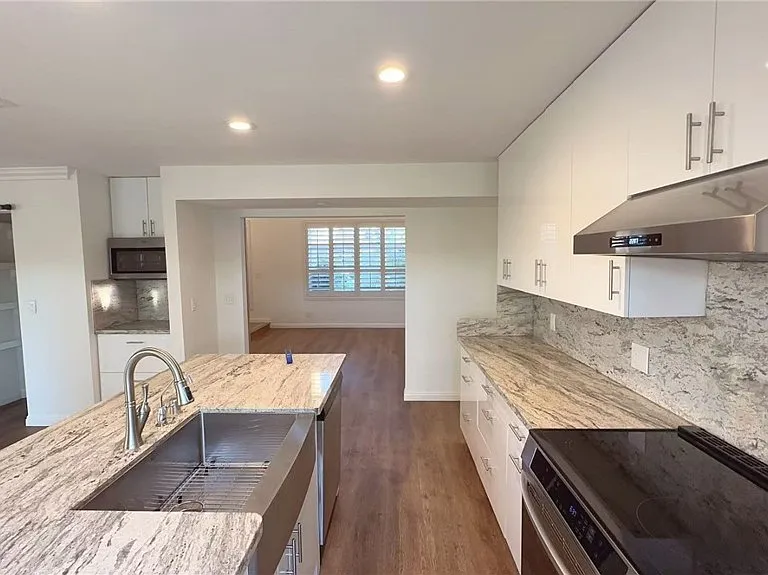 19879 Vista Hermosa Dr — Photo 6