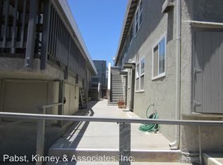 1016 Ocean Ave APT D, Seal Beach, CA 90740