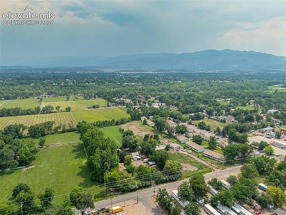 4th image of 2500 E Main St