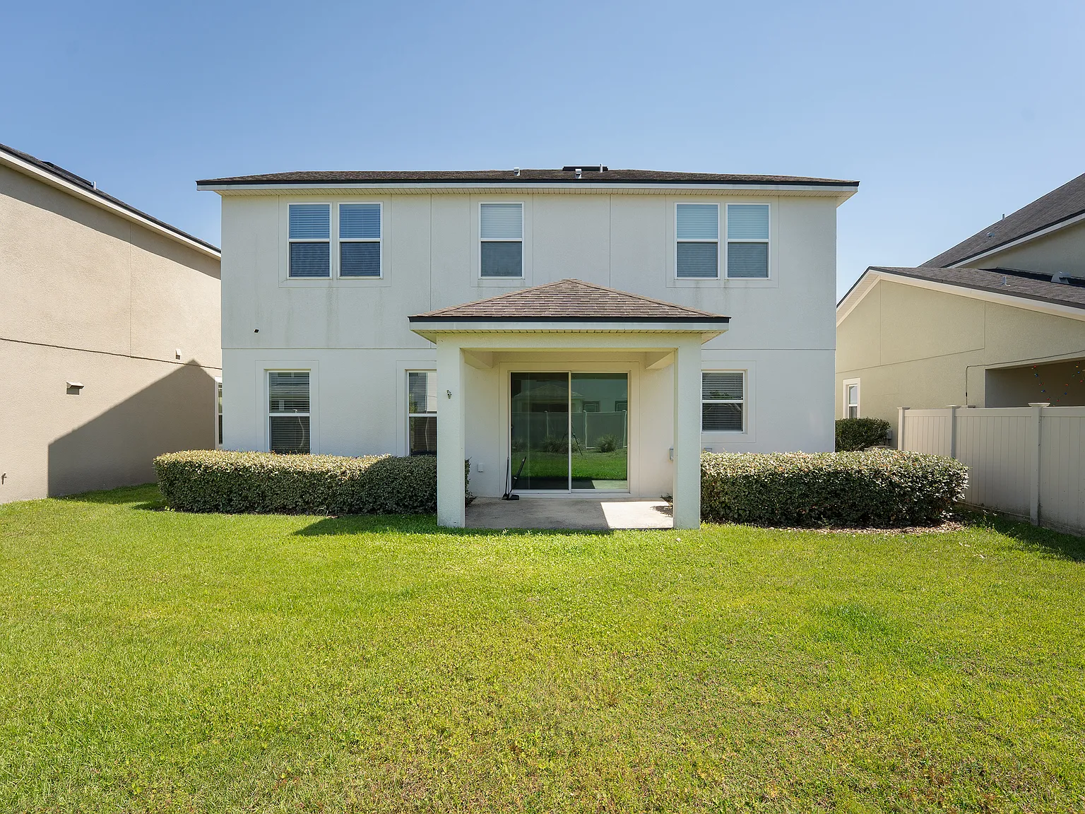 4 bed, 2117 sqft, $3,100 — Photo 1