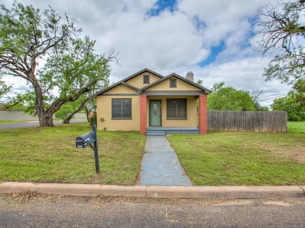 1801 Childress St, San Angelo, TX 76901
