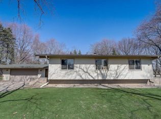 6484 S Windsor Prairie Rd, Deforest, WI 53532