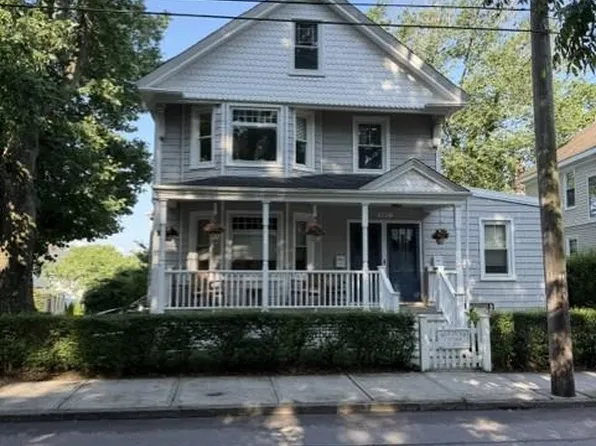 547 Spring St #2, Newport, RI 02840