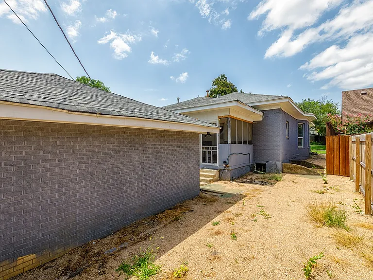 5702 Ellsworth Ave — Photo 17