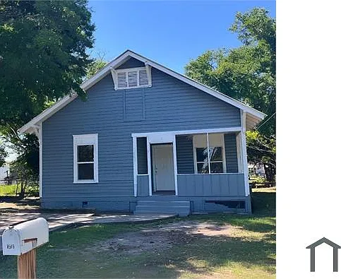 3 bed, $1,495 — Photo 1