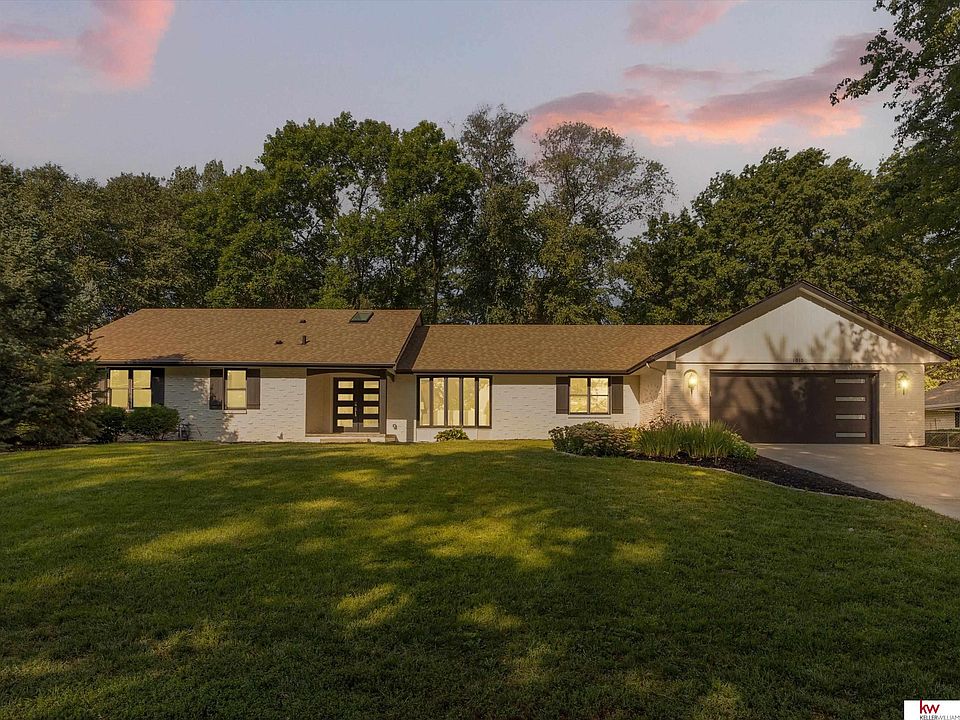 1010 S 113th St, Omaha, NE 68154 Zillow