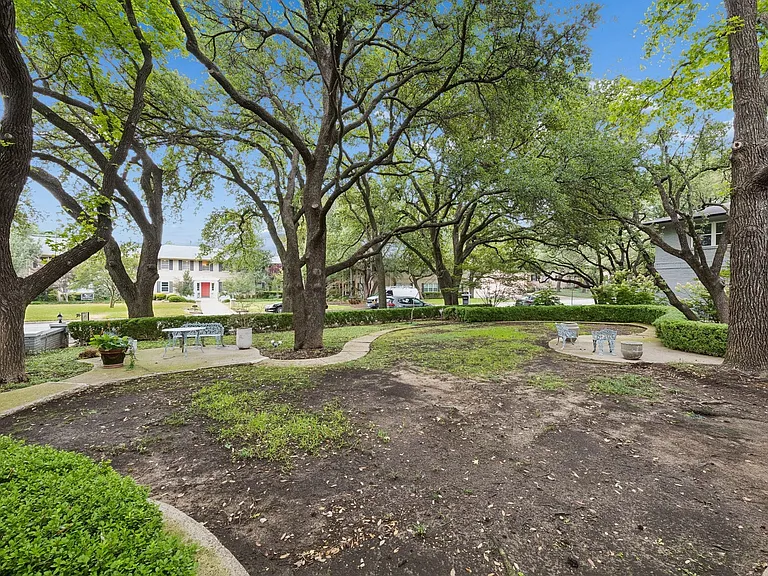 6234 Bandera Ave #A — Photo 24