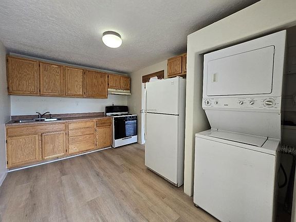 4th image of 1427 Agua Fria St #A