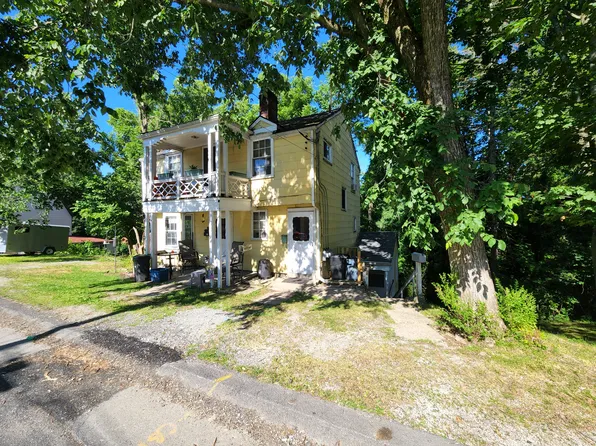 220 Glenn Ave APT B, Canonsburg, PA 15317