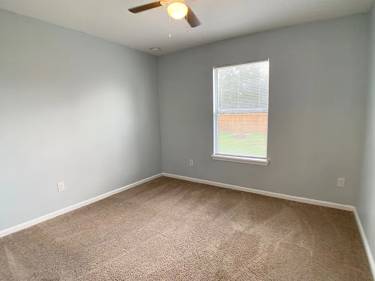 3201 Deer Creek Dr — Photo 28
