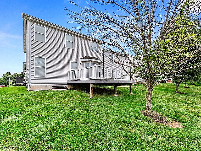 301 Northshore Ct — Photo 9