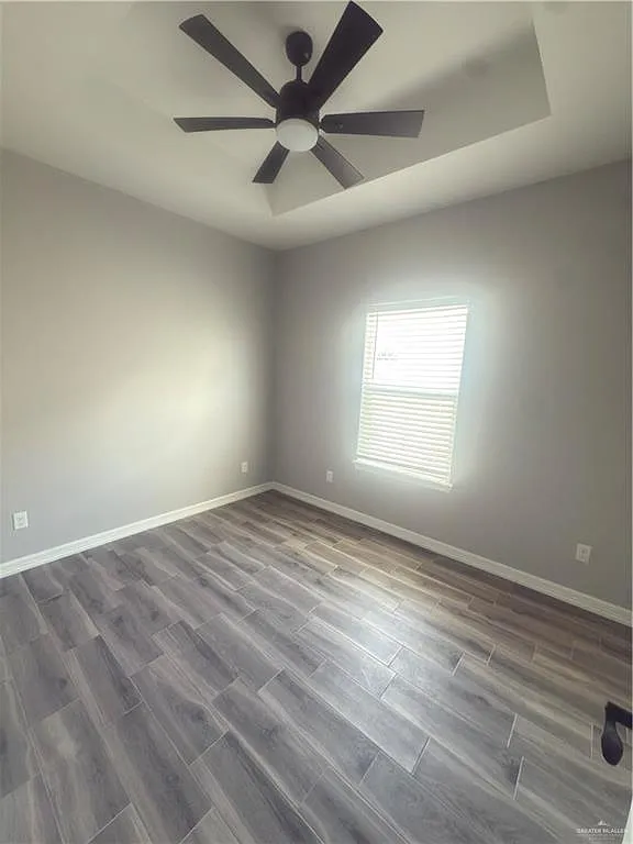 3 bed, 2.0 bath, 1100 sqft, $1,200 — Photo 4