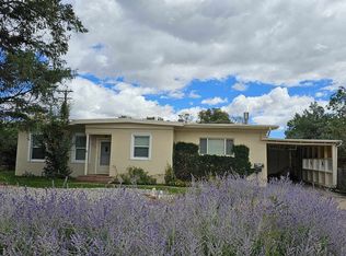 686 42nd St, Los Alamos, NM 87544