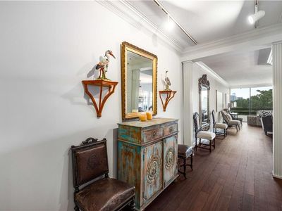 2660 Peachtree Rd NW APT 10F, Atlanta, GA, 30305