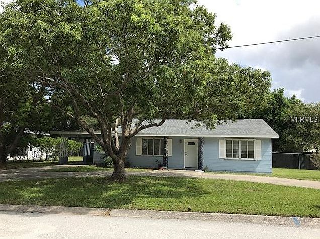 1st image of 820 Poinsettia Ave